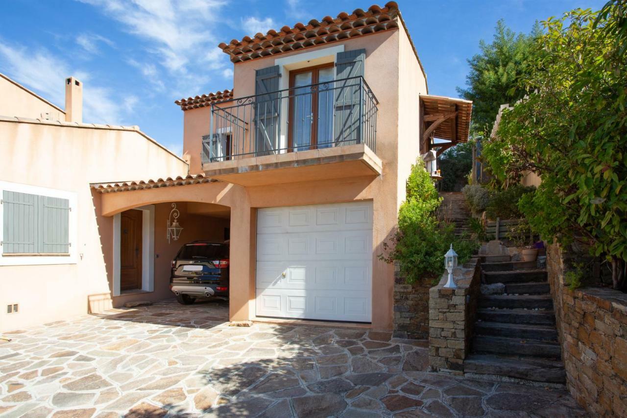 Coustelline Le Lavandou Exterior foto